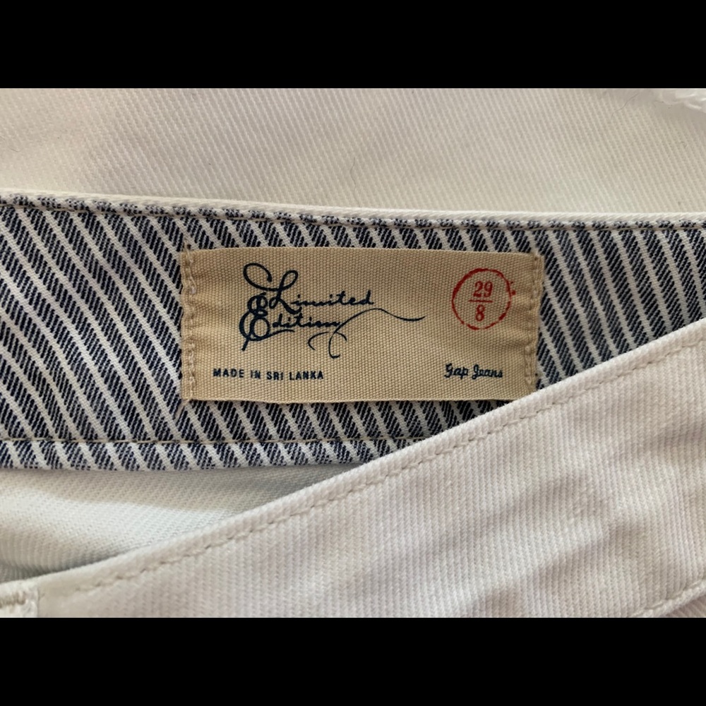 Gap Limited Edition Long Short’s Size 🌀🌀 - Picture 4 of 5